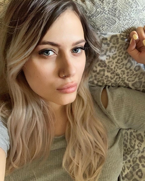 Погибла звезда киберспорта Лилия Новикова Погибла звезда киберспорта Лилия Новикова
