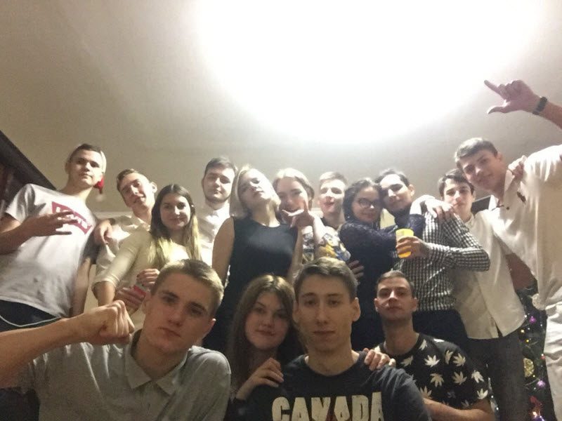 Забавы молодых: пьянки, гулянки, вписки