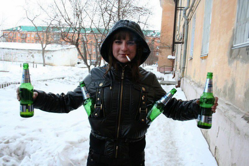 Забавы молодых: пьянки, гулянки, вписки