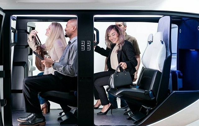 Компания Uber показала будущим клиентам летающее такси Компания Uber показала будущим клиентам летающее такси