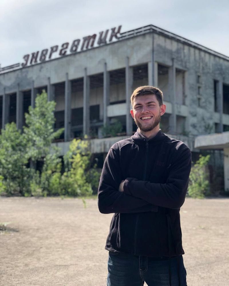 Молодежь прется в Припять, чтобы сделать "смешные" фото