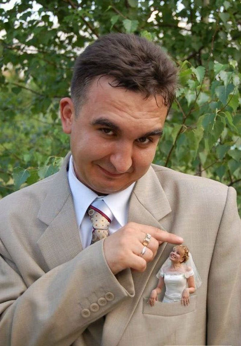 Свадебные фото с композицией в стиле "вырви-глаз"