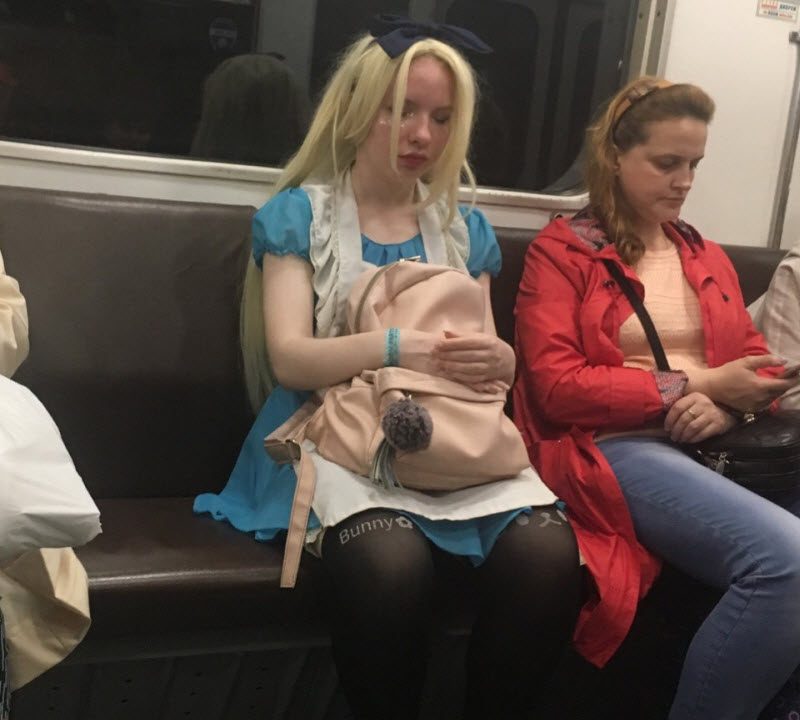 Модники из российского метрополитена