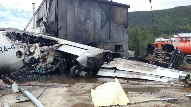Все что осталось от Ан-24 после крушения в Нижнеангарске