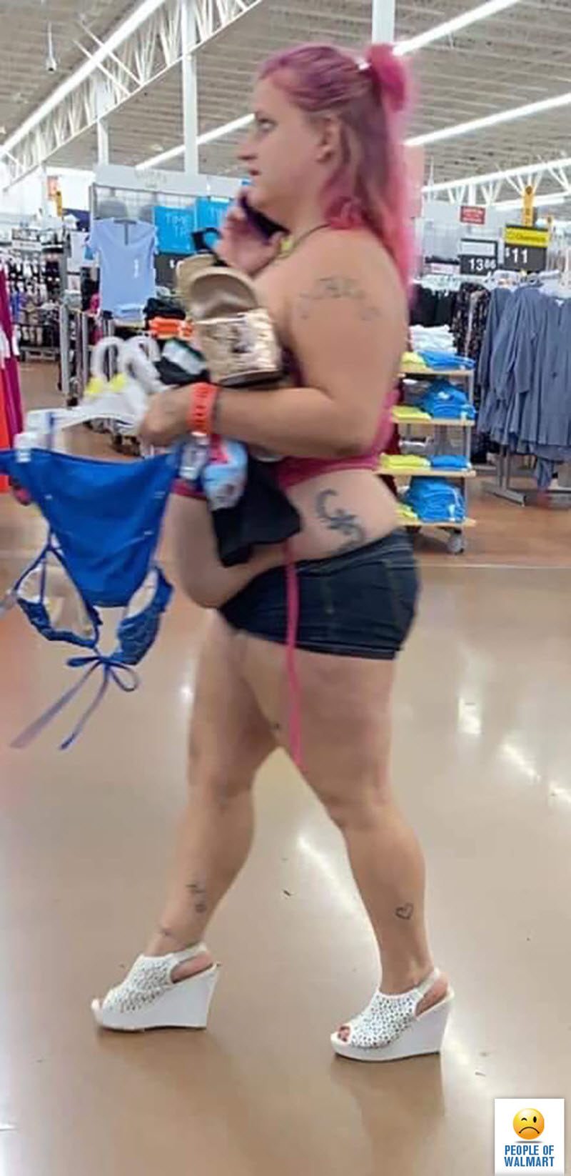 Экстравагантные покупатели Walmart