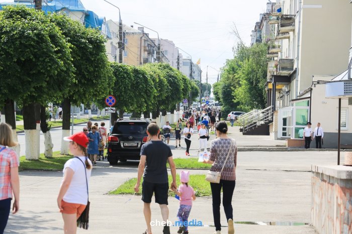Леонид Аркадьевич, нехорошо по тротуарам ездить!