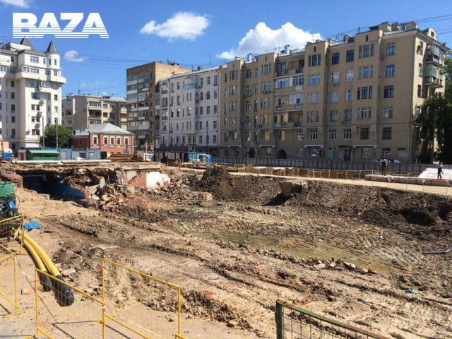 В Москве на стройке найден клад времен Николая II