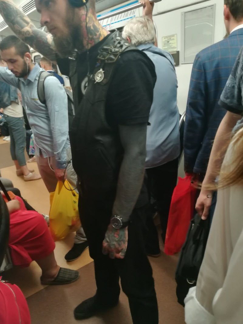 Модники из российского метрополитена