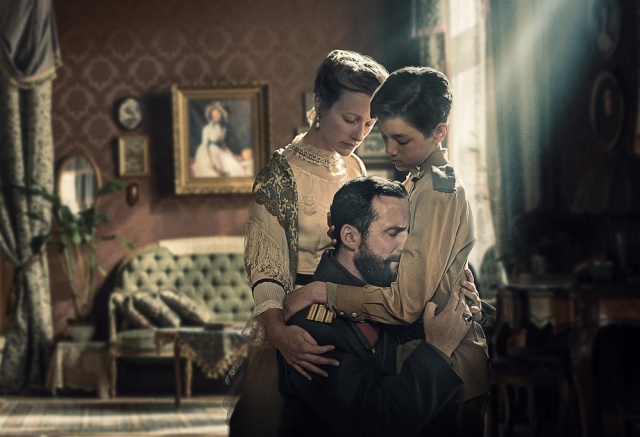 Нелепый фейл в сериале "Последние цари" от Netflix