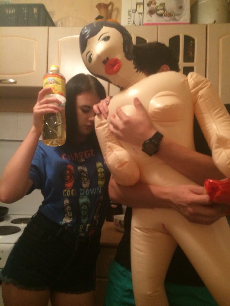 Забавы молодых: пьянки, гулянки, вписки