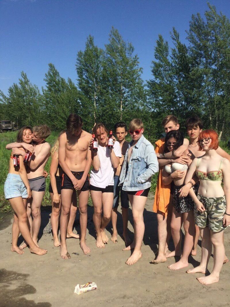 Забавы молодых: пьянки, гулянки, вписки