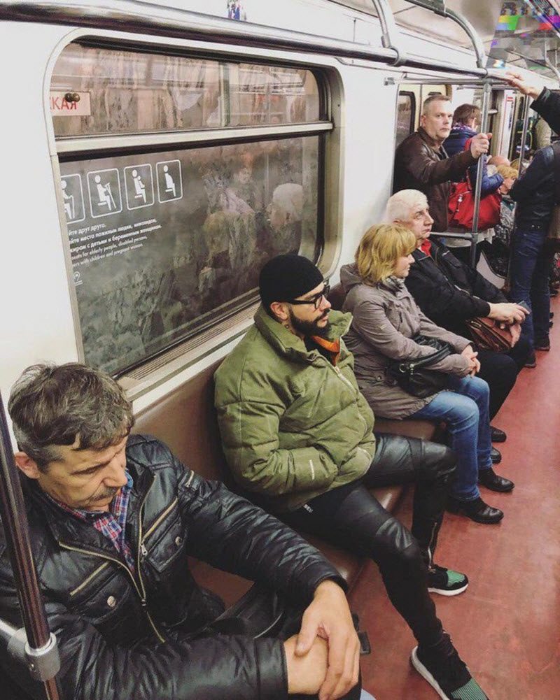 Модники из российского метрополитена