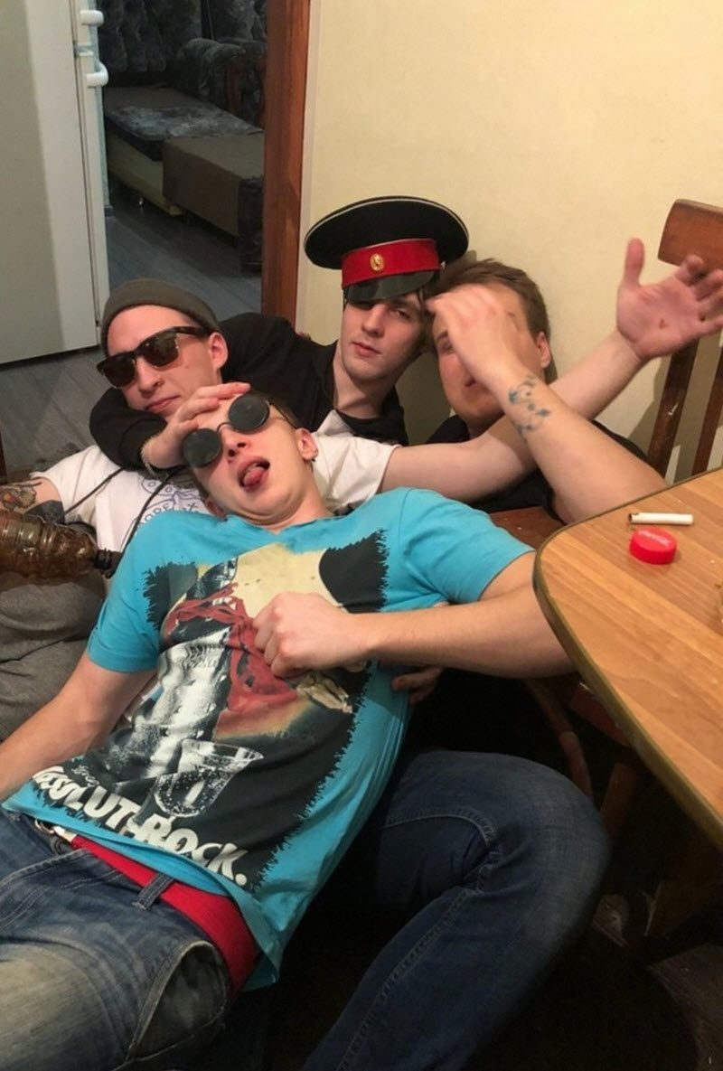 Забавы молодых: пьянки, гулянки, вписки