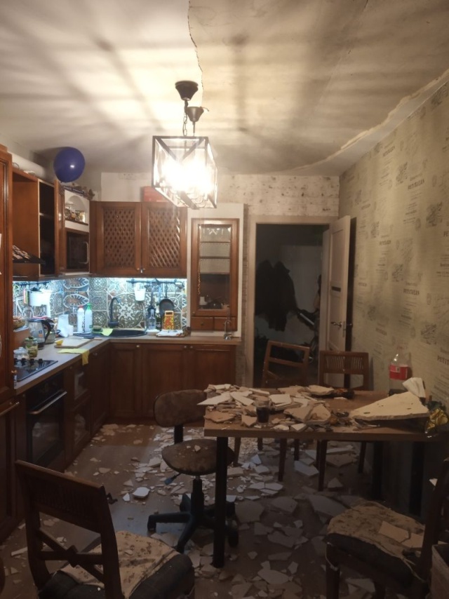 Обрушение потолка в квартире