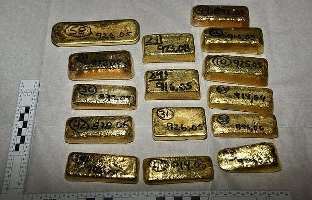 В лондонском аэропорту задержали 104 кг золота