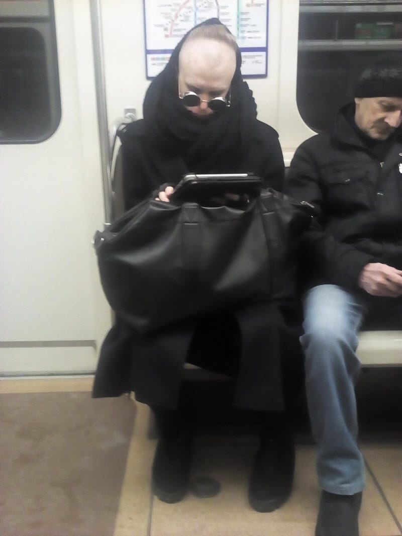 Модники из российского метрополитена