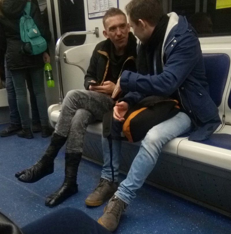 Модники из российского метрополитена