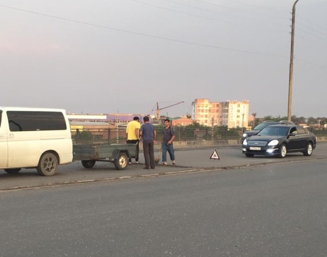 Астраханец своими руками делает дороги