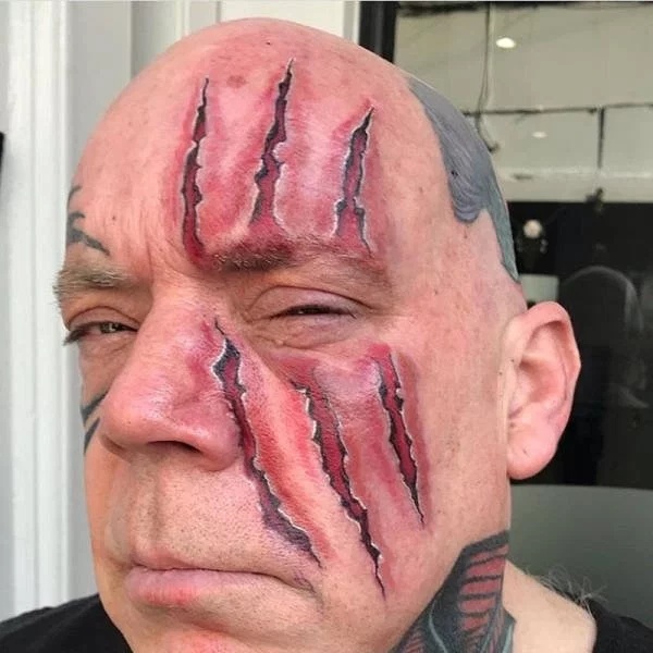 Странные поступки людей