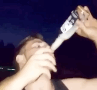 Странные поступки людей (28 фото)