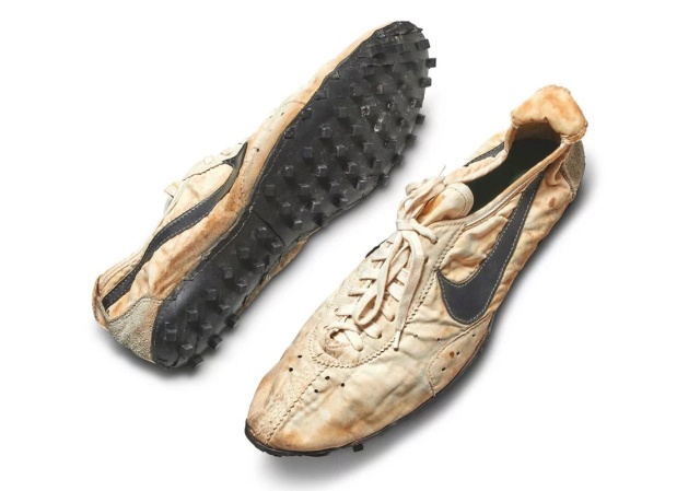 «Moon Shoe» кроссовки Nike за 437 500 долларов