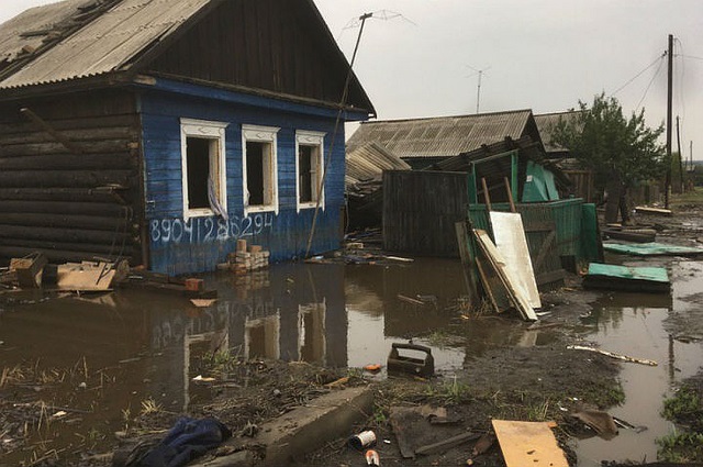 На Иркутскую область вновь обрушился паводок