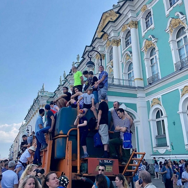 Фотоотчет с военно-морского парада в честь Дня ВМФ в Санкт-Петербурге