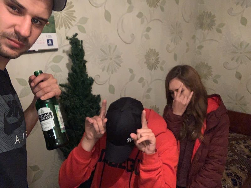 Забавы молодых: пьянки, гулянки, вписки
