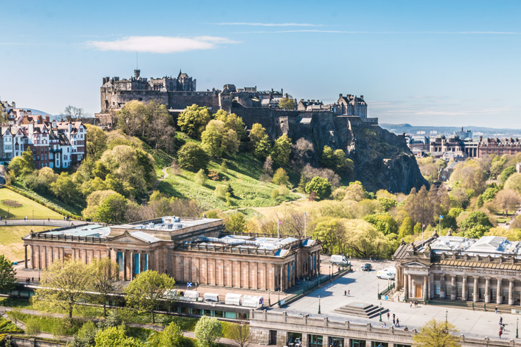 Где отдохнуть от жары в августе