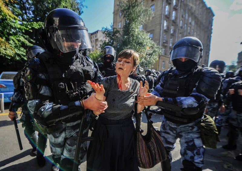 Бывают в жизни огорчения