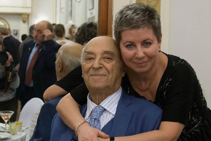 Почему Владимир Этуш 7 лет не общался с дочерью Почему Владимир Этуш 7 лет не общался с дочерью