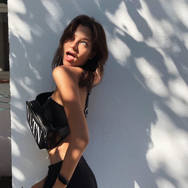 Instagram-модель Алеся Кафельникова снялась в фотосессии в нижнем белье