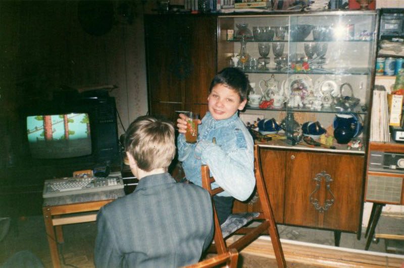 «Вся страна пьет, а я играю в Dendy»