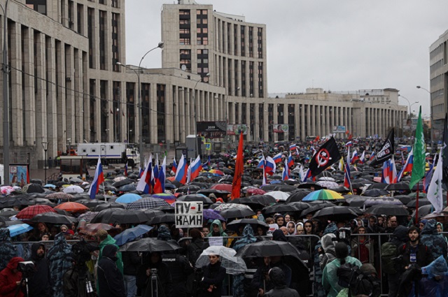 В Москве прошла самая крупная акция протеста с 2011 года