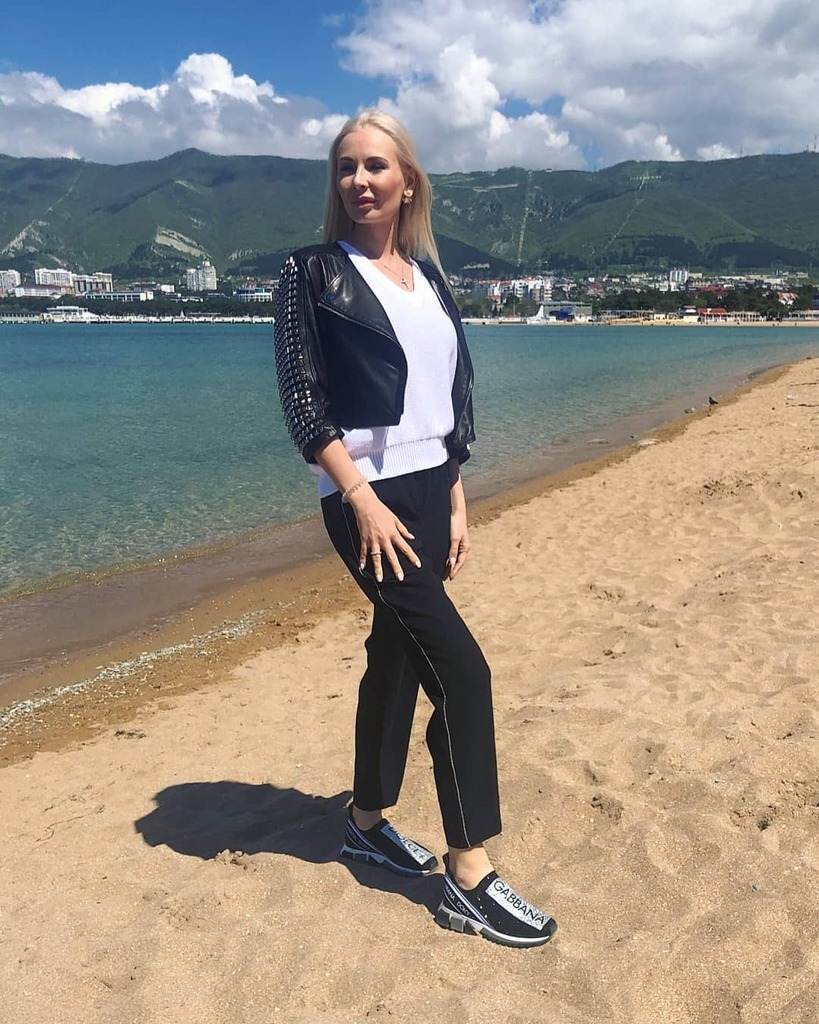 Победительницей "Миссис Россия - 2019" стала Екатерина Нишанова, и это вызвало бурную реакцию в сети