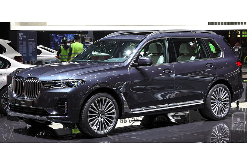 За какие автомобили россияне готовы платить от $100 000 За какие автомобили россияне готовы платить от $100 000