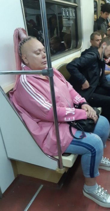 Модники из российского метрополитена