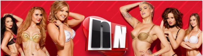 Горячие ведущие «Naked News»