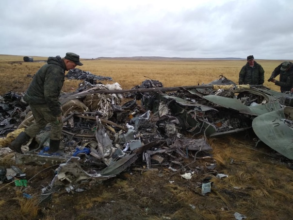 Фотографии разбившихся на учениях боевых машин ВДВ