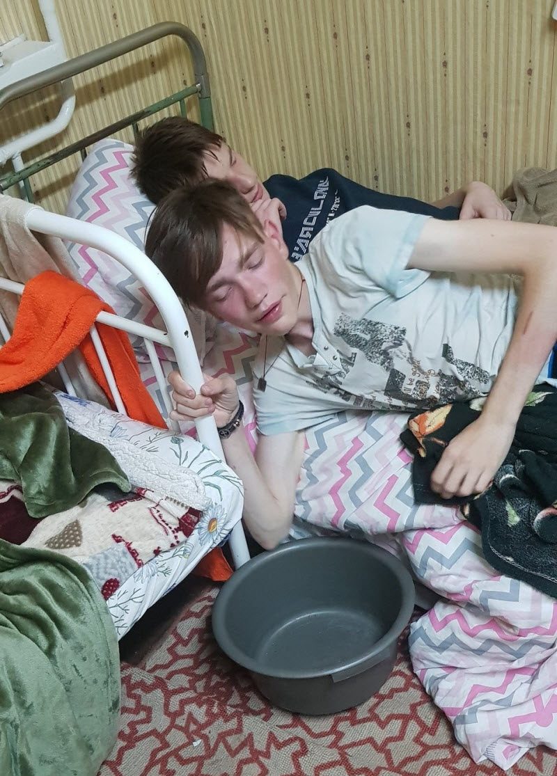 Забавы молодых: пьянки, гулянки, вписки