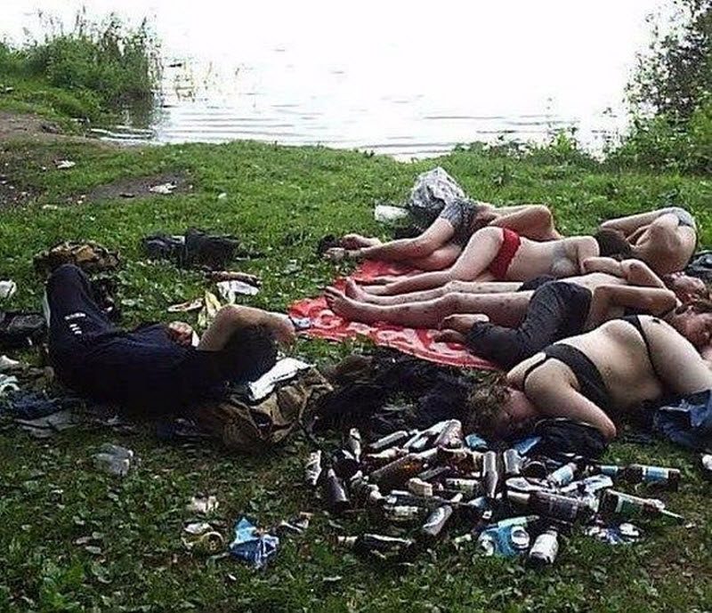 Забавы молодых: пьянки, гулянки, вписки