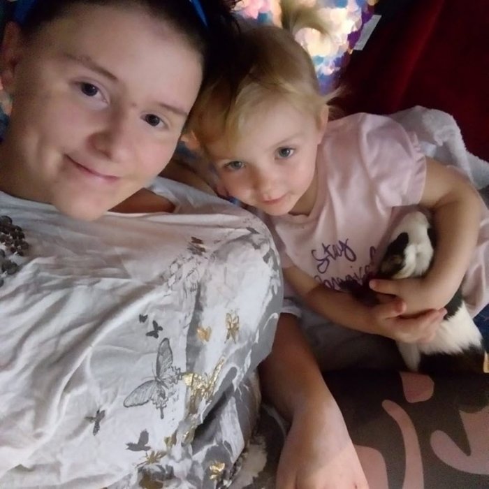 Женщина с 13-м размером груди рассказала о своих страданиях