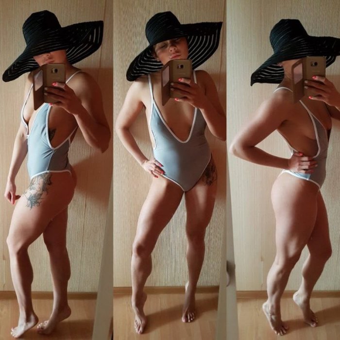 Девушки демонстрируют белье, купленное на Алиэкспресс