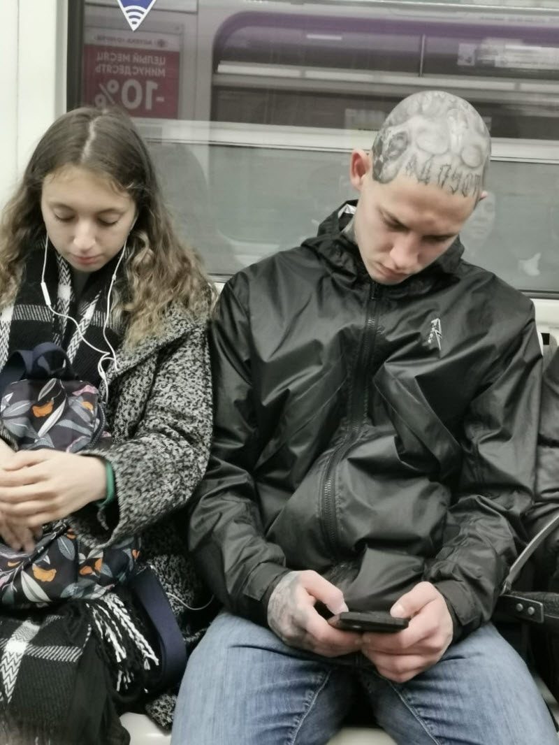 Модники из российского метрополитена