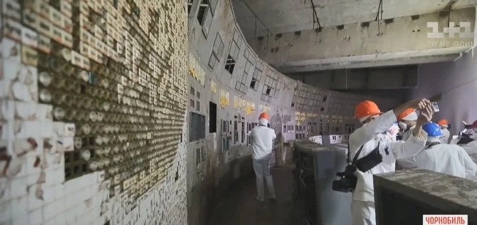 В Чернобыле для туристов открыт зал управления В Чернобыле для туристов открыт зал управления