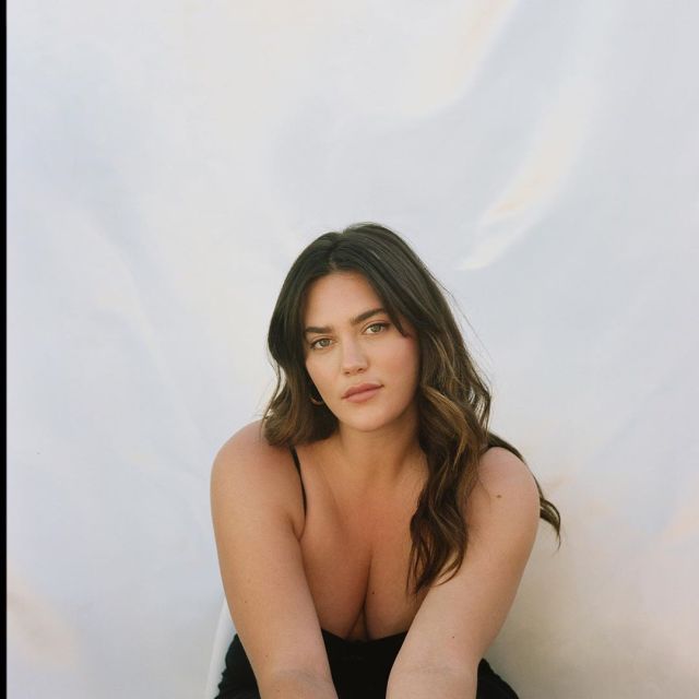 Эли Тейт Катлер - первая модель Victoria's Secret, у которой есть лишний вес