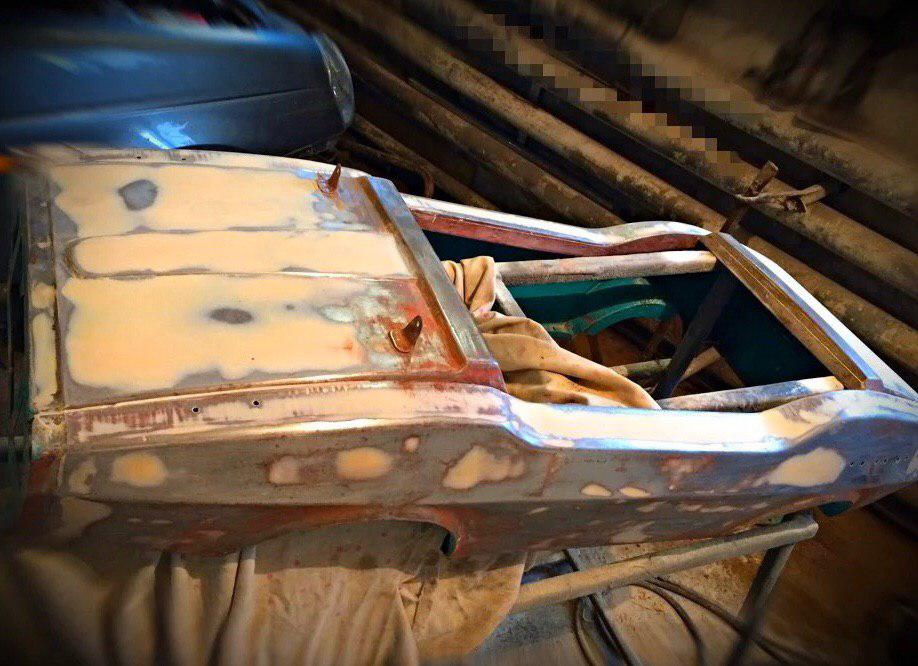 Отец нашел советскую детскую машинку и сделал из нее конфетку