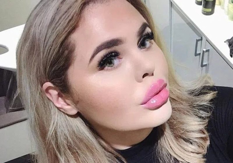 Девушка одержима пластикой, но утверждает, что главное — душа