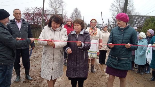 Торжественное открытие дороги в удмуртской деревне