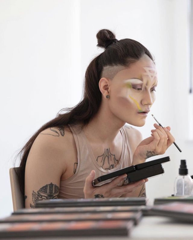 Визажист создает впечатляющие образы, которые можно спутать с компьютерной графикой